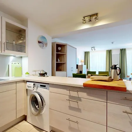 Apartment In Direkter Strandlage Mit Balkon Und Sauna, Duenenresidenz Prora-app 111 Binz