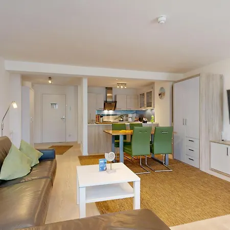 Διαμέρισμα In Direkter Strandlage Mit Balkon Und Sauna, Duenenresidenz Prora-app 111 *