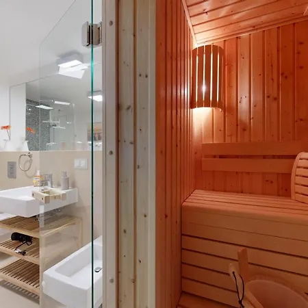 דירה In Direkter Strandlage Mit Balkon Und Sauna, Duenenresidenz Prora-app 111